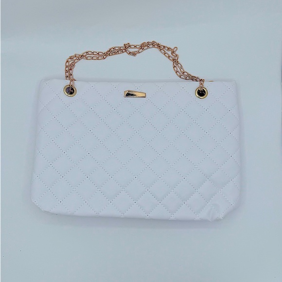 Source Unknown Handbags - Medium Quilted White Crossbody Purse with Chain Strap